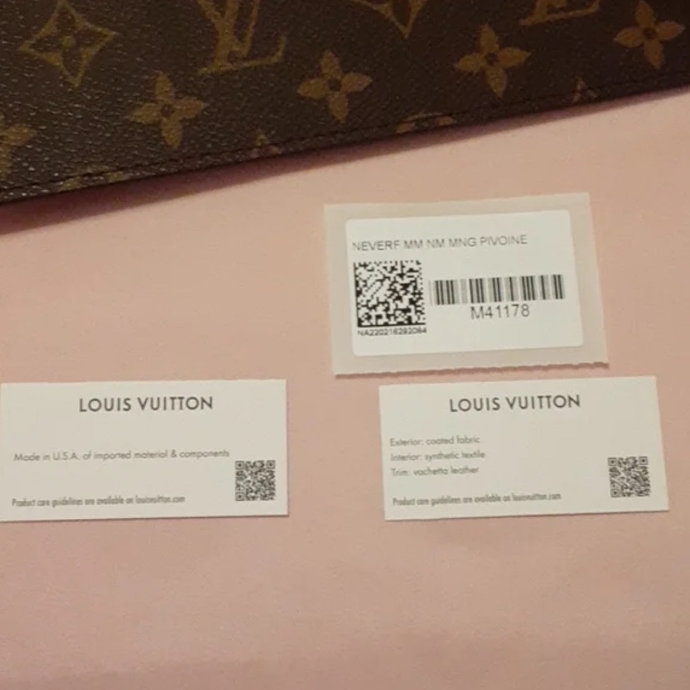 Louis Vuitton Neverfull MM Clutch (Discontinued/ unavailable Pink Lining) - Picture 7 of 7